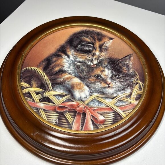 Adorable Kittens Decorative Framed Plate - Picture 1 of 4